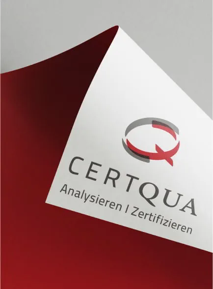 Das Logo von Certqua auf Papier gedruckt als Thumbnail für das Print Design